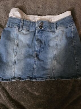 Suite Benedict Blue Denim Mini Skirt Elastic White Inner Waist Size Small
